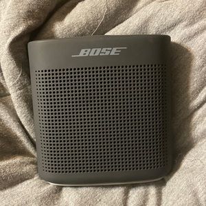 selling a mini bose speaker